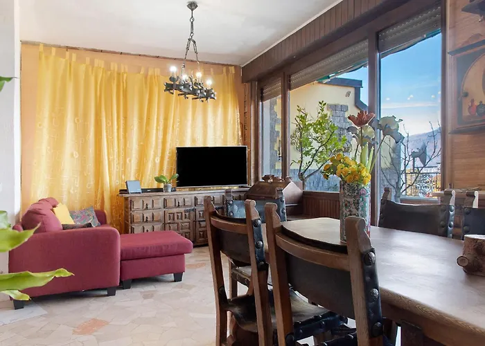 L'attico Con Terrazza Vista Lejlighed